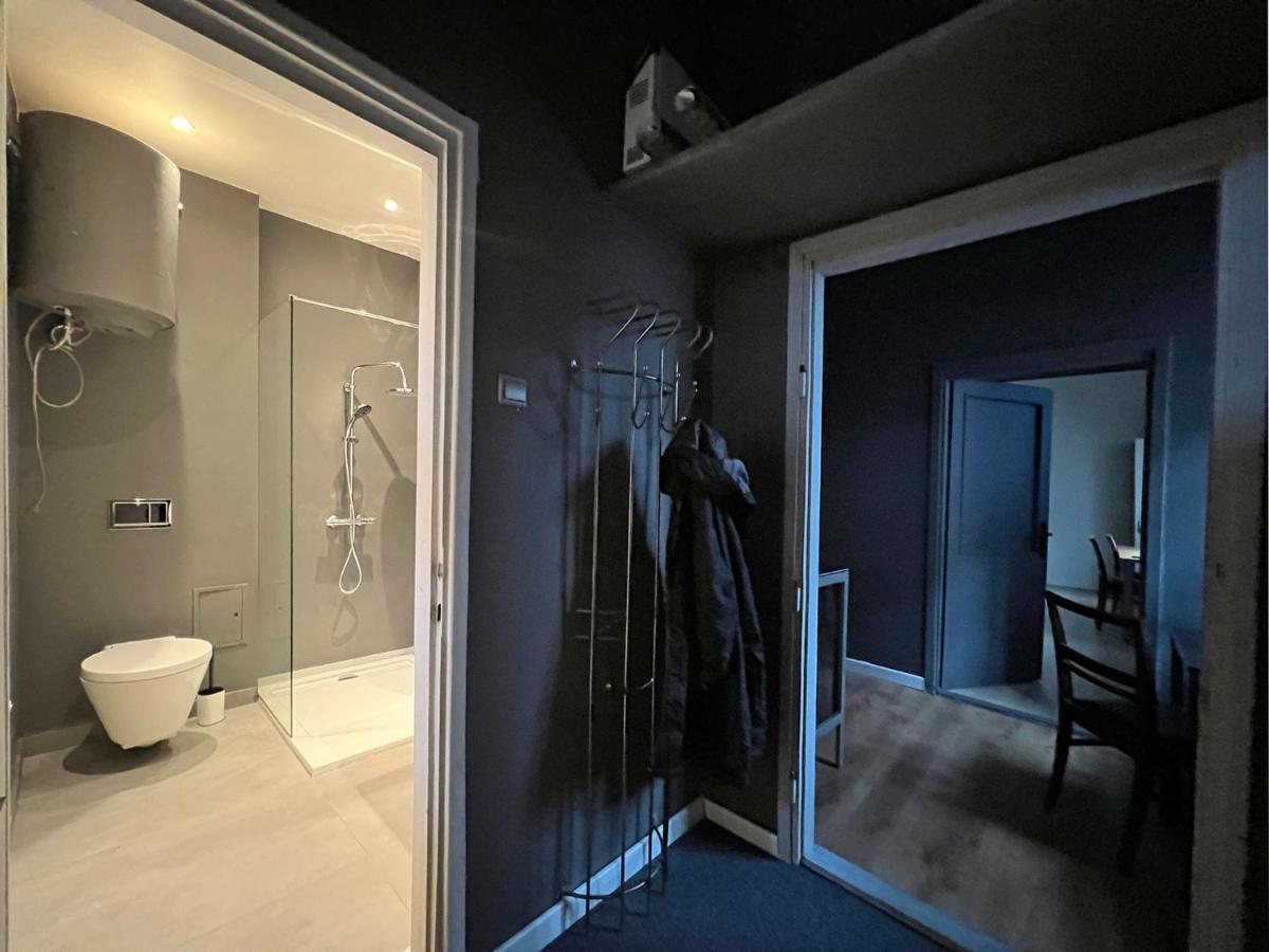 Industrial Apartment - Jewish Quarter By Upstairs كراكوفيا المظهر الخارجي الصورة